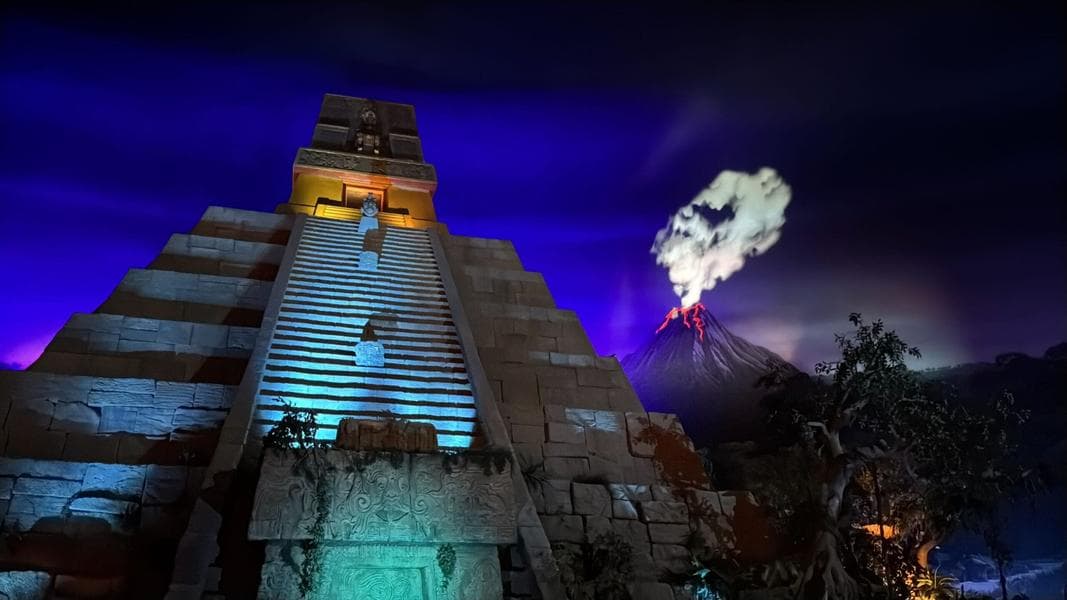VIDEO: Gran Fiesta Tour Officially Reopens After Refurbishment with Refreshed Scenes and Lighting