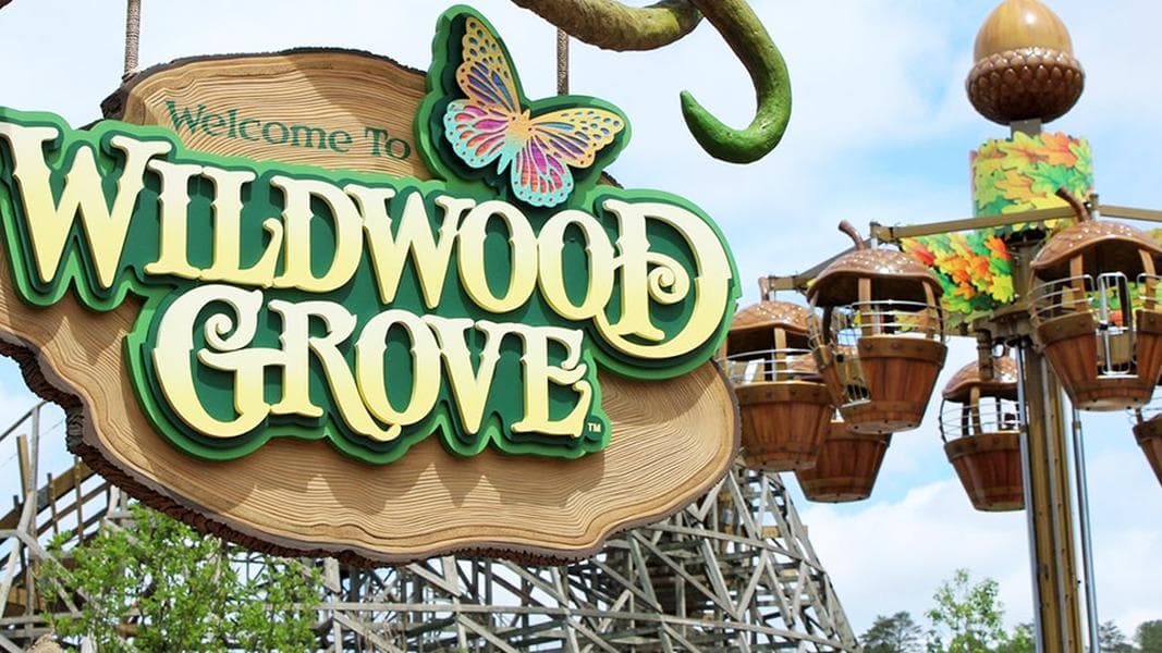 Wildwood Grove Opens at Dollywood