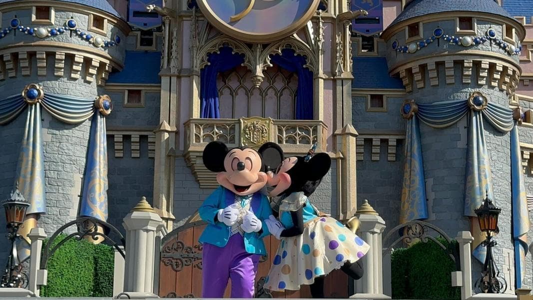 PHOTOS, VIDEO: Mickey’s Magical Friendship Faire at Magic Kingdom Updated With Non-50th Anniversary Character Costumes
