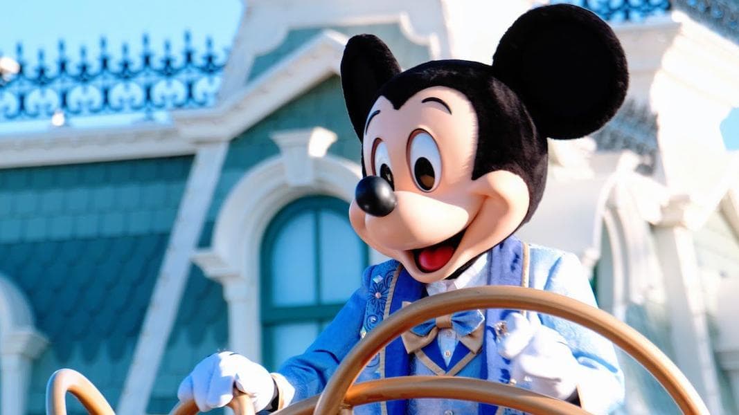 Where to watch the parade at Magic Kingdom