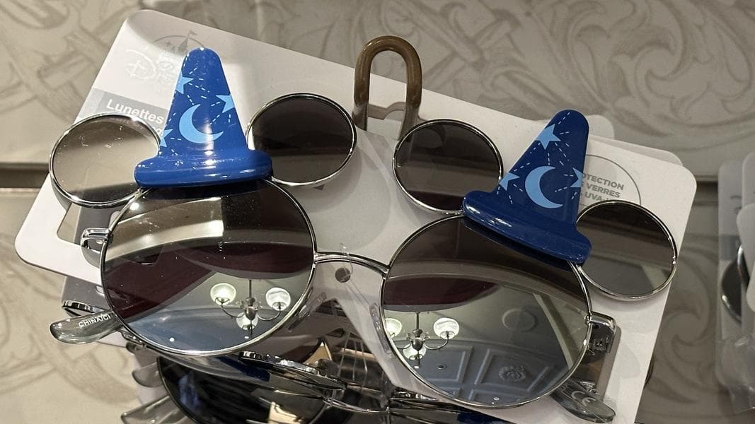 New Mickey sunglasses available at Disneyland Paris