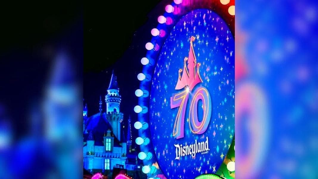 Showtimes Released for Paint the Night, Duffy Cavalcade, Wondrous Journeys, World of Color Happiness at Disneyland Resort