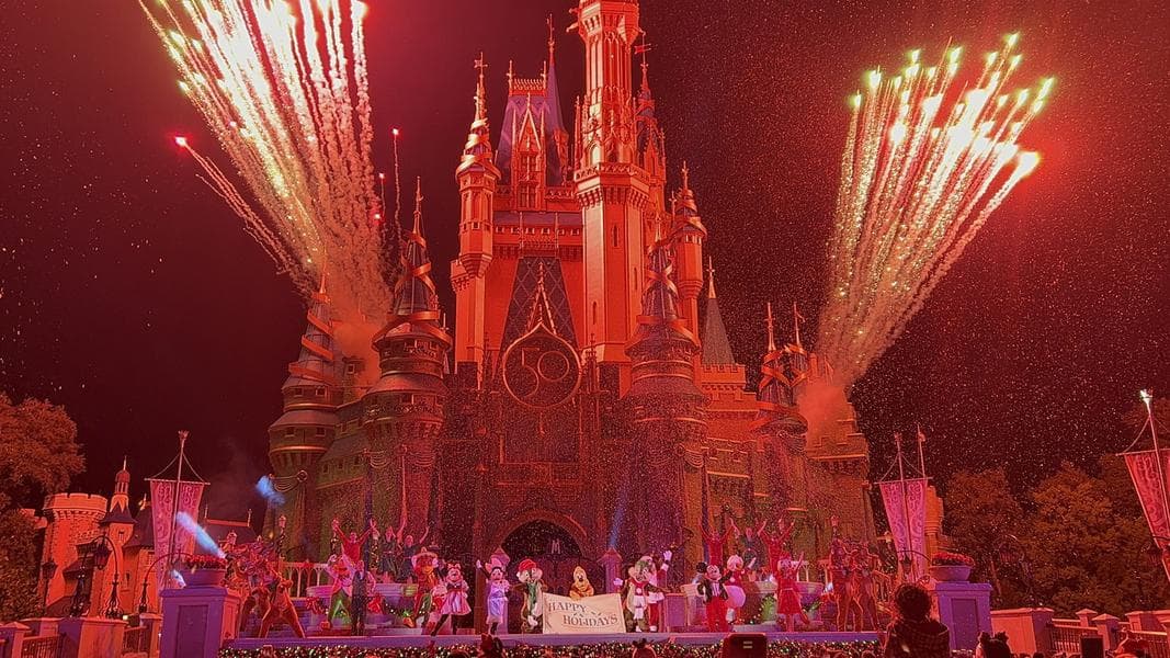 REVIEW: Disney Very Merriest After Hours is a Welcome Return to Party Form at Magic Kingdom
