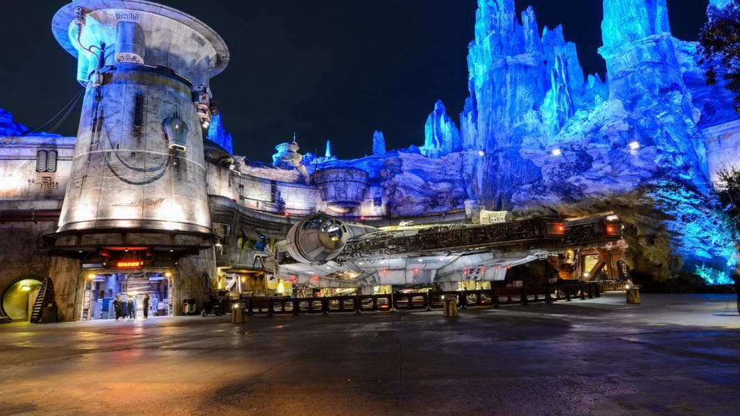 Disney’s Hollywood Studios Extends Operating Hours for Star Wars Day