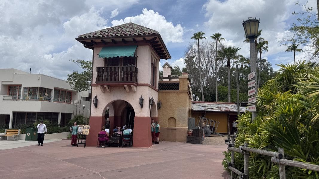 Permanently Closed Indiana Jones Adventure Outpost Now Being Used for Caricatures at Hollywood Studios
