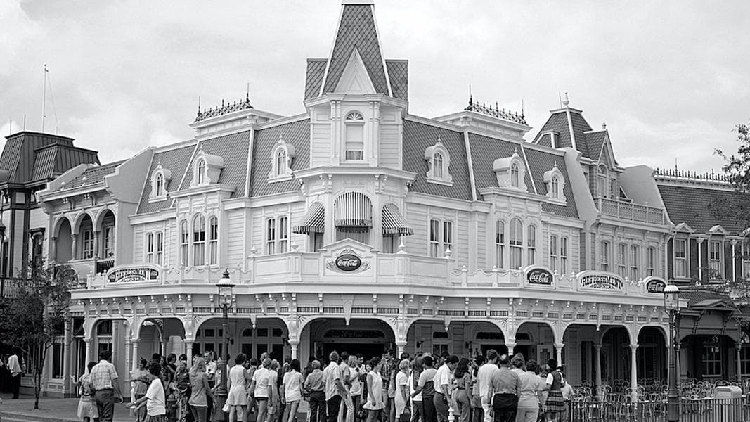 PHOTOS: Disney’s Bubbly History With Coca-Cola