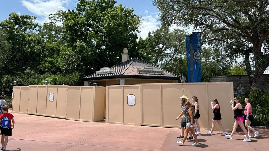 Stone Work and Roof Details Added to EPCOT’s Refreshment Port