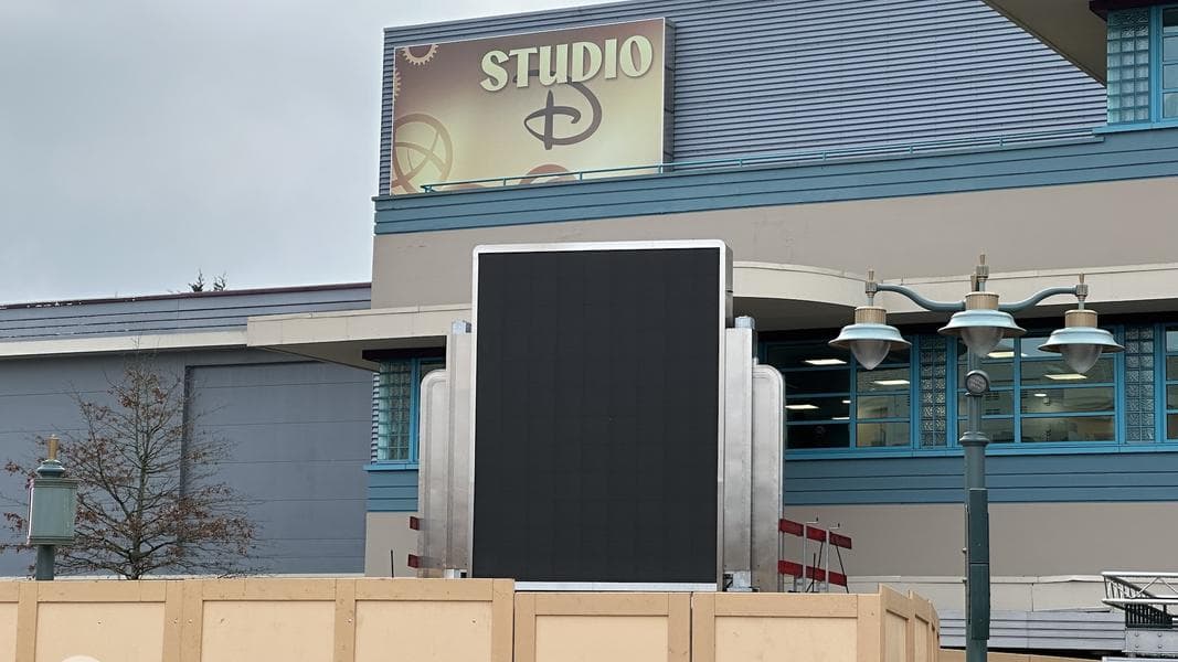New digital screen installed at entrance of Stitch Live!