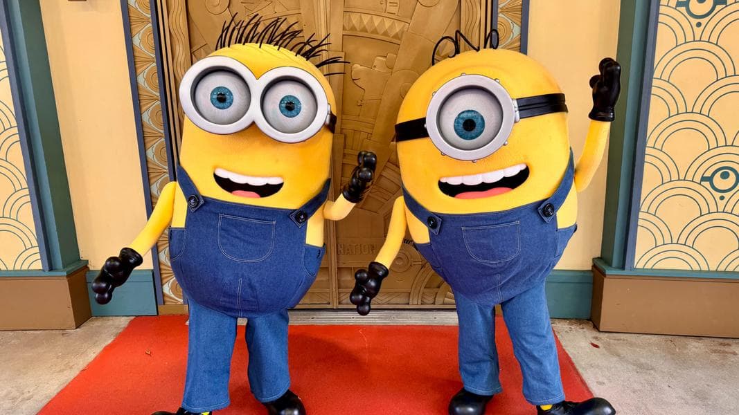 Meet Minions Henry and James at Universal Studios Florida
