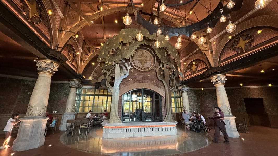 Tour The Oak & Star Tavern and The Plastered Owl Bar at Epic Universe
