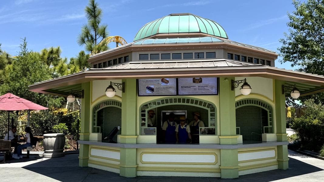 Full Menu (With Prices) for Star Sui Bao in Celestial Park at Epic Universe