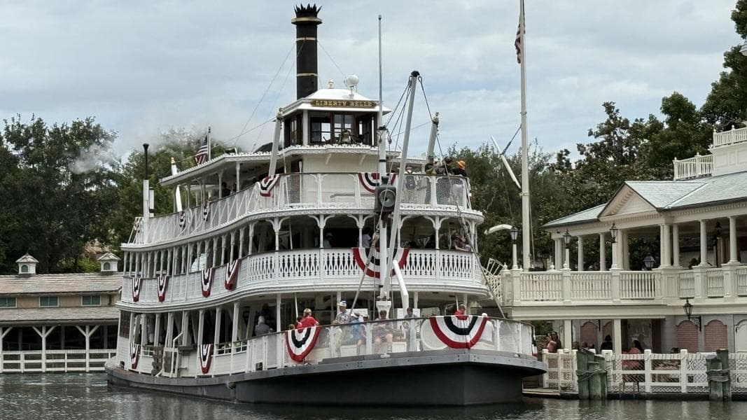 PHOTOS, VIDEO: Final Look at Liberty Square Riverboat & Rivers of America in Magic Kingdom