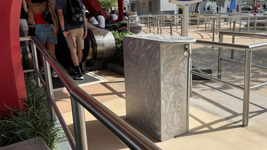 Old PeopleMover Turnstile Permanently Removed From Magic Kingdom
