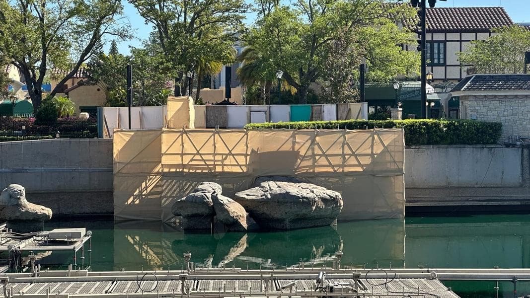 Work Underway in Universal Studios Florida Lagoon Before CineSational Returns