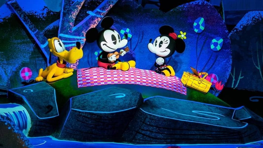 Celebrate Valentine's Day with the sweetest theme park love stories