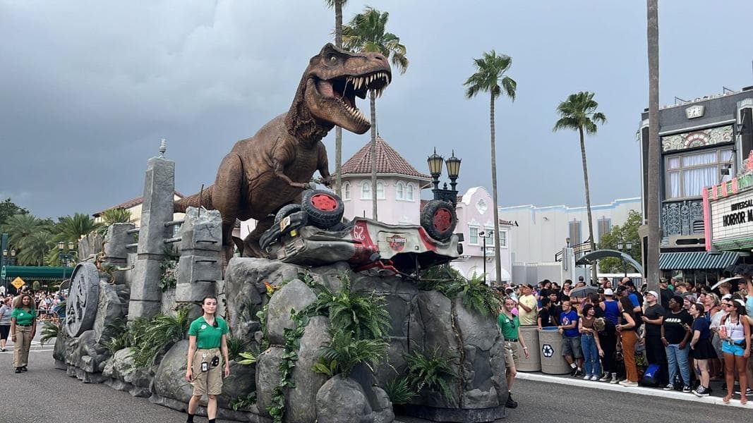 CineSational & Universal Mega Movie Parade 2025 Performance Dates Announced for Universal Studios Florida