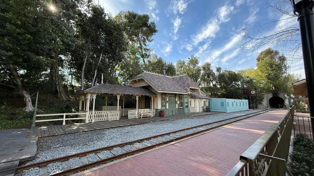 Historic New Orleans Square Train Station Building to be Rebuilt at Disneyland