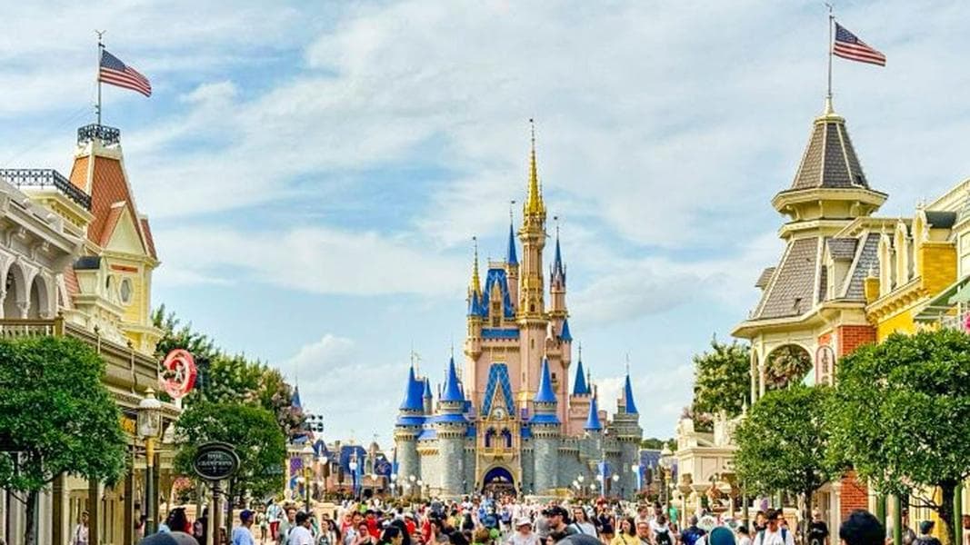 “UNBEARABLE”: Orlando Theme Park Blames Attendance Drops on Extreme Heat