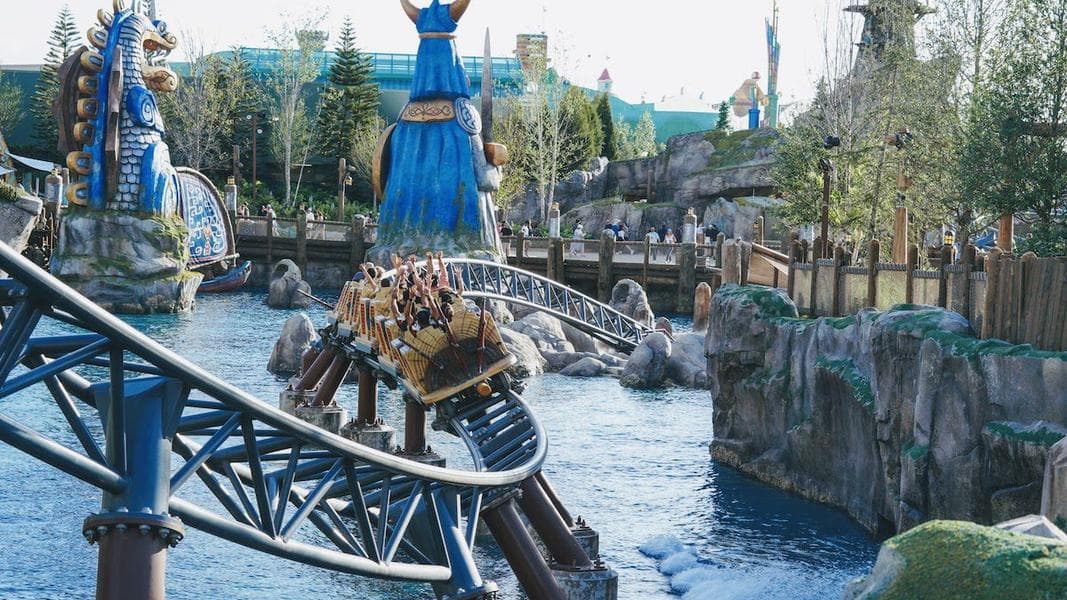 Photos + videos inside How to Train Your Dragon – Isle of Berk at Epic Universe