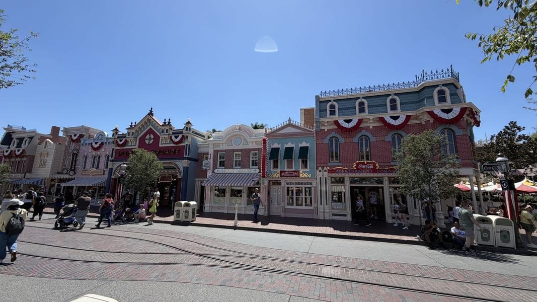 Main Street, U.S.A. Scrim Fully Removed at the Disneyland Resort
