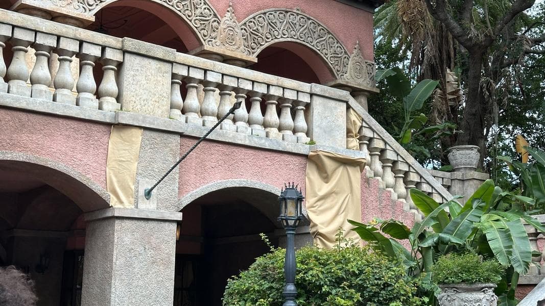 Tower of Terror Exterior Refurbishment Work Continues at Hollywood Studios