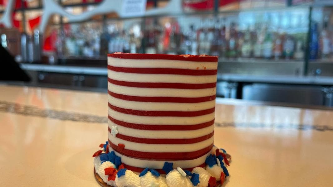 REVIEW: 4th of July Strawberry Cheesecake From Disney's Coronado Springs Resort