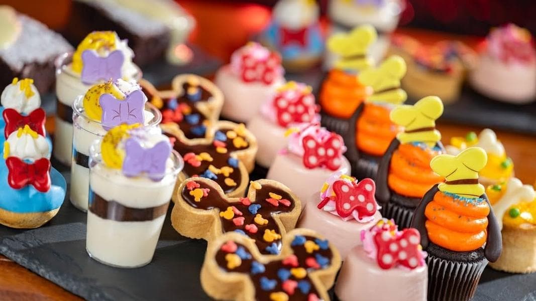 Oh, Boy! Chef Mickey’s Releases A Line of Sensational Six Treats