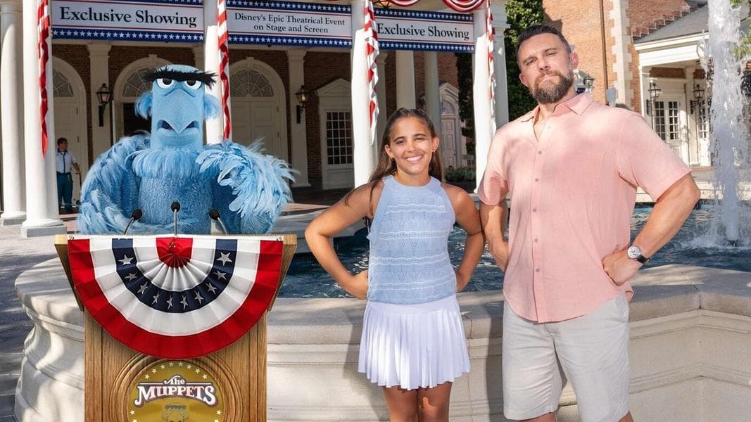 July 4th PhotoPass Magic Shots and Props Announced for Walt Disney World Resort