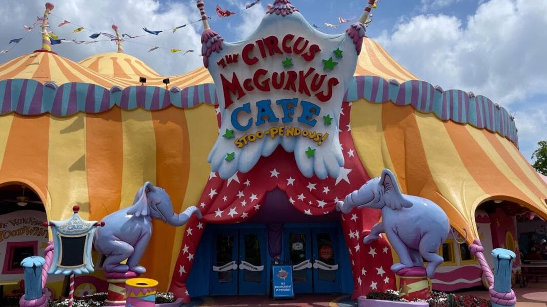 Garlic Popcorn, Red Fish Blue Fish Poke Bowl, and More New Items Coming Soon to Circus McGurkus Cafe Stoo-Pendous at Islands of Adventure