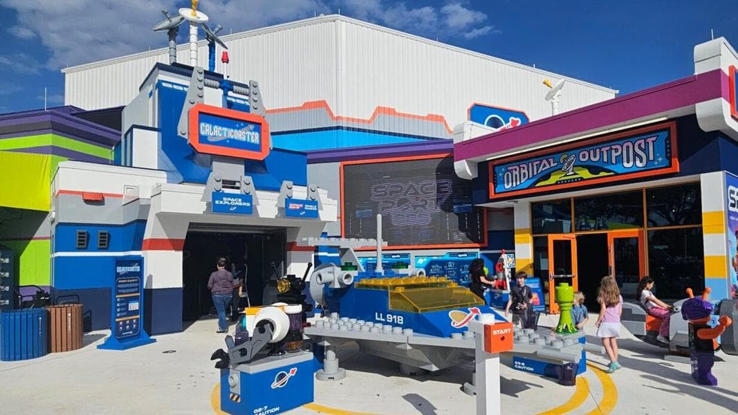 Galacticoaster Blasts Off at LEGOLAND Florida